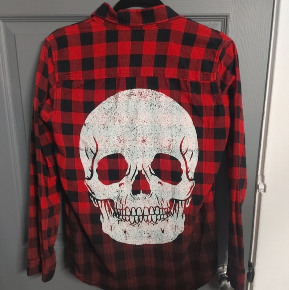 Iron fist ~ Death breath - Picture 4 of 5